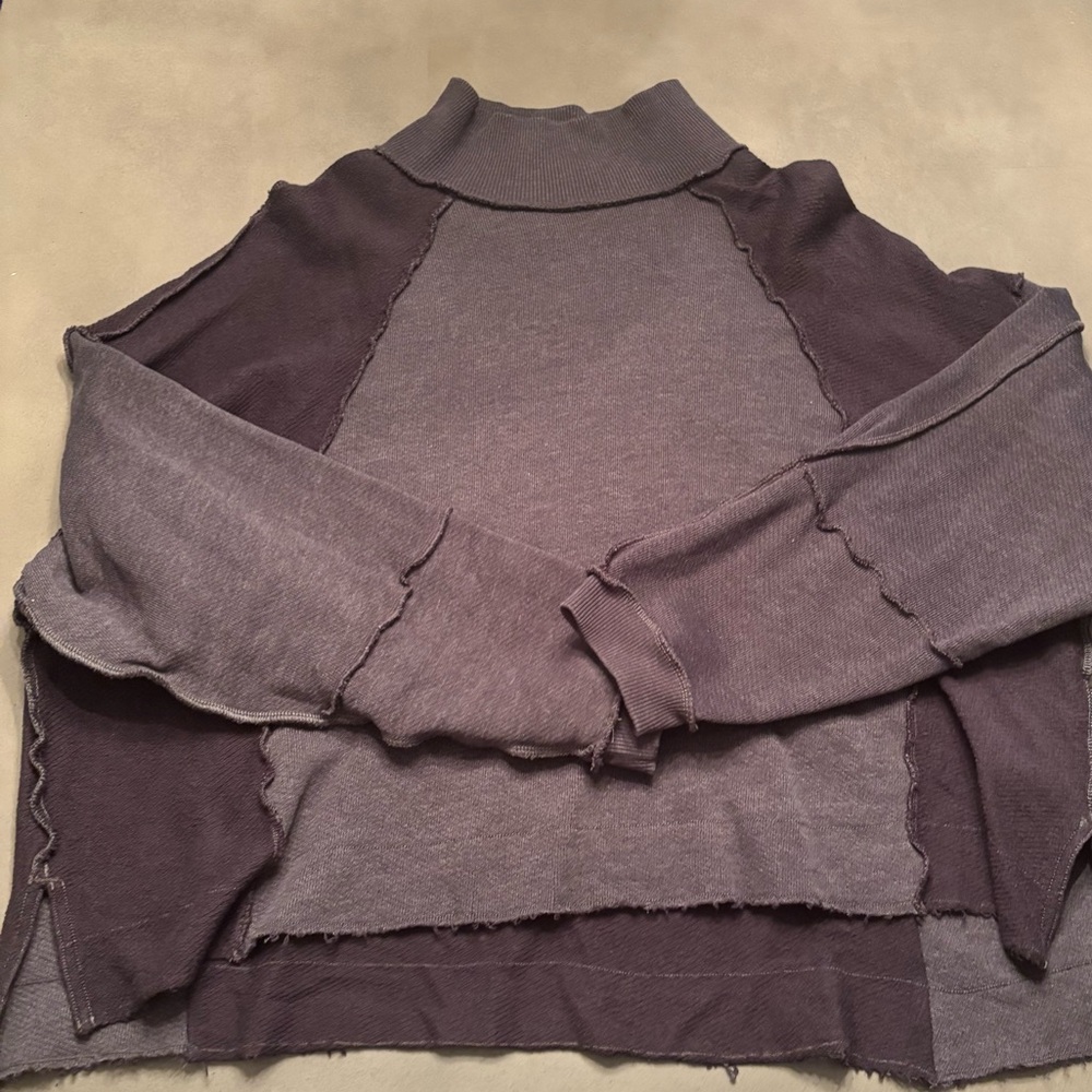 American Eagle shirt